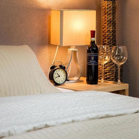 Hostel Rynek 7 Krakow Ngoại thất bức ảnh