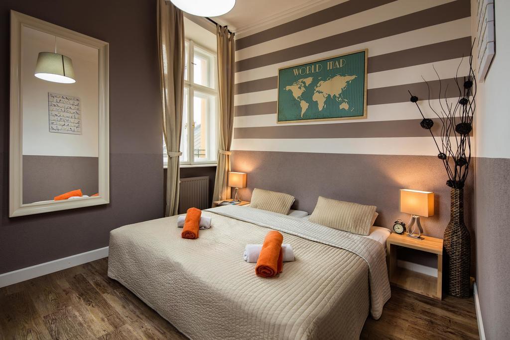 Hostel Rynek 7 Krakow Ngoại thất bức ảnh