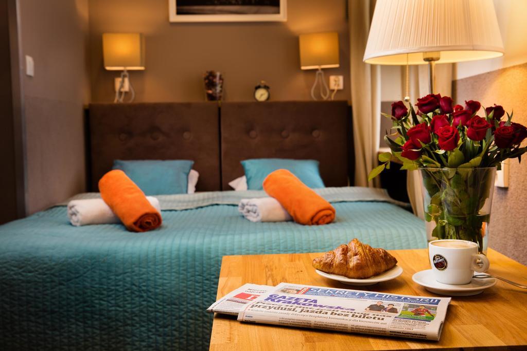 Hostel Rynek 7 Krakow Ngoại thất bức ảnh