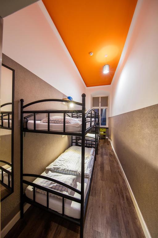 Hostel Rynek 7 Krakow Ngoại thất bức ảnh